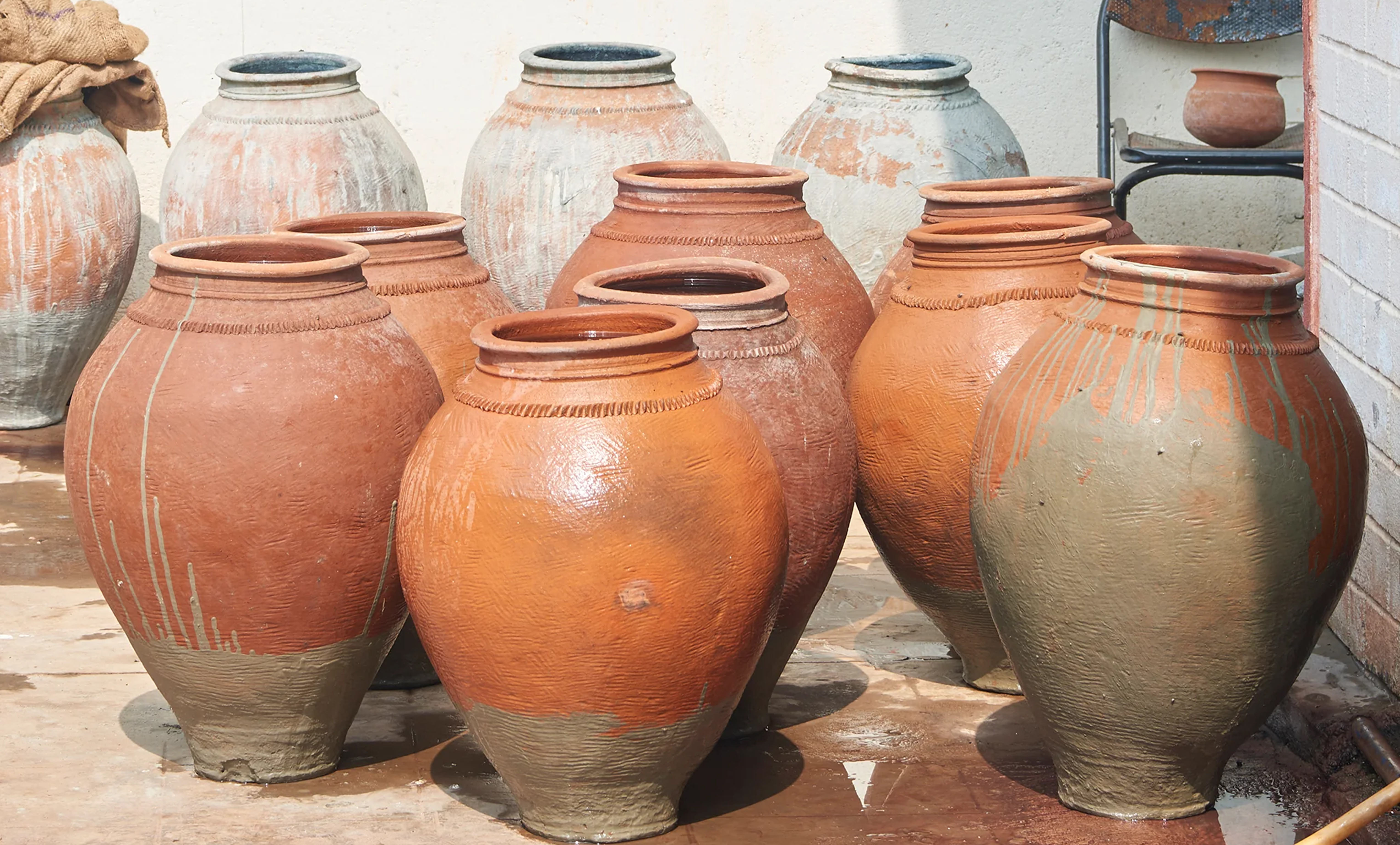 Repeated dipping and oxidation deepen the blue shade.
